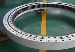 在數控車床上加工交叉滾子軸承的注意事項簡介